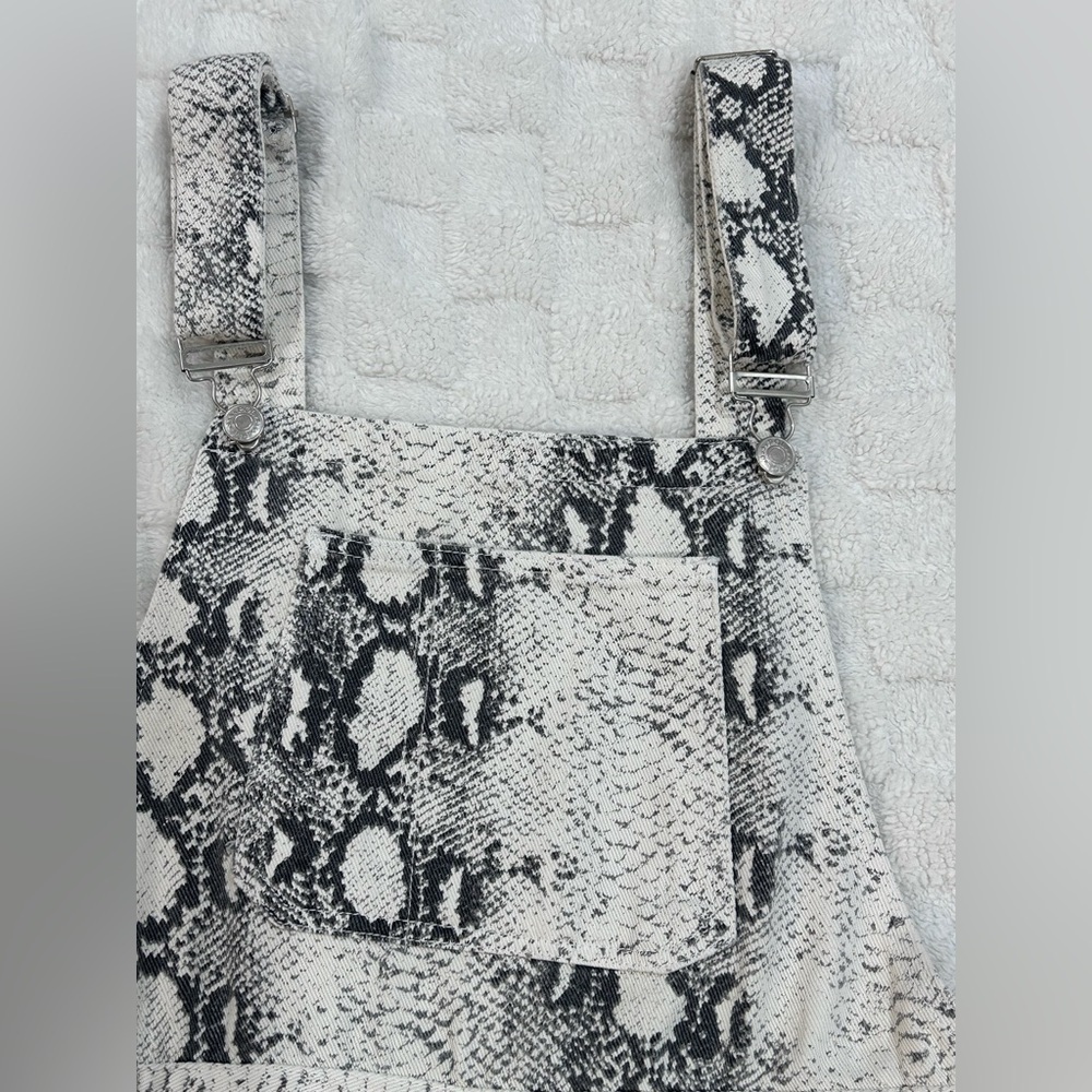 POL Snakeskin Overall Dress Size L - Picture 7 of 13